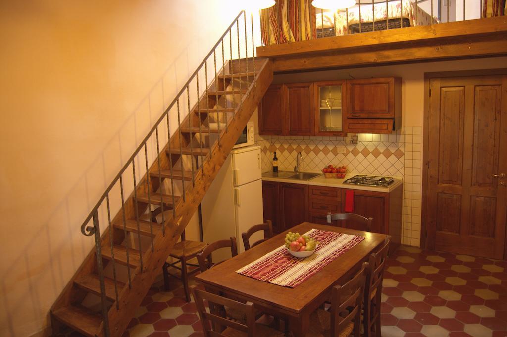 Villa Bolgherello 毕博纳的码头 客房 照片
